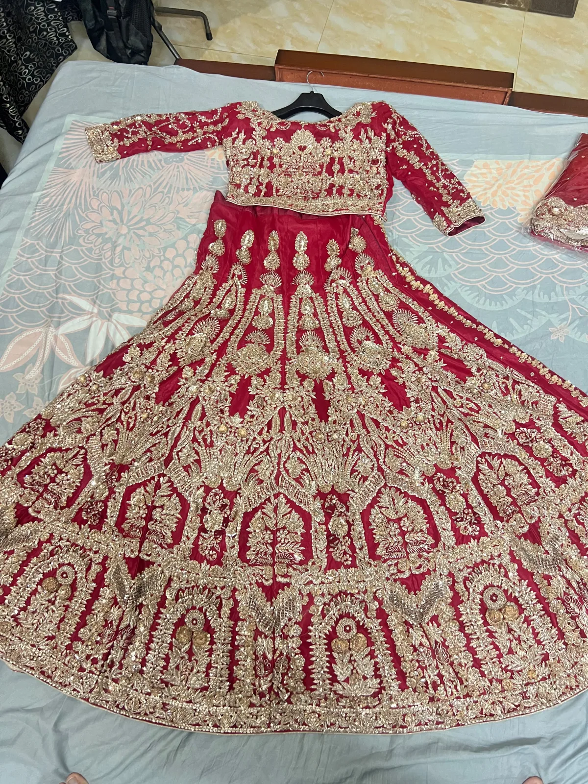 Red Bridal Dress 10/10 condition